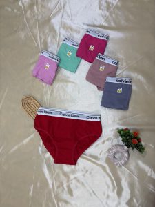 شورت زنانه calvin klein سایز xl